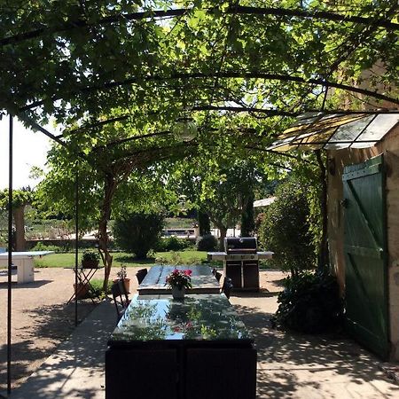 La Bergerie De Castellan Bed & Breakfast Verquieres Exterior photo