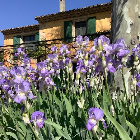 La Bergerie De Castellan Bed & Breakfast Verquieres Exterior photo