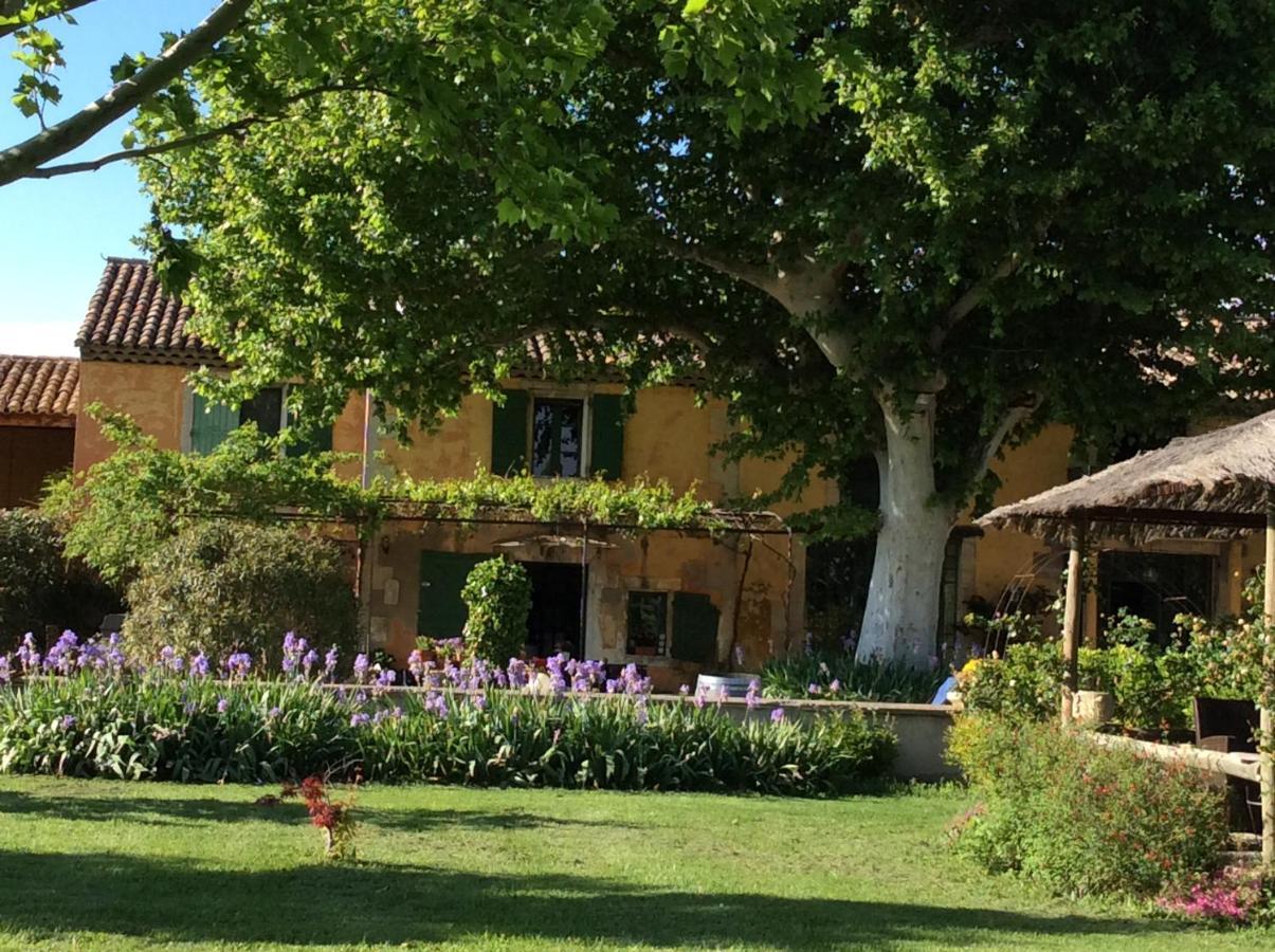 La Bergerie De Castellan Bed & Breakfast Verquieres Exterior photo